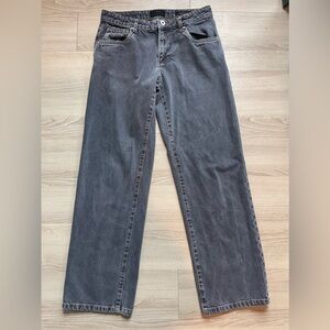 Low waist black denim jeans